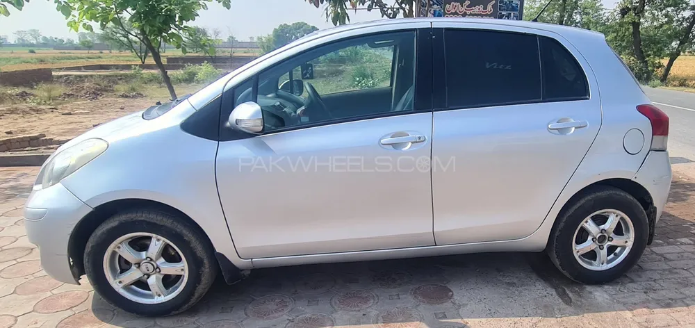 Toyota Vitz 2008 for sale in Hafizabad