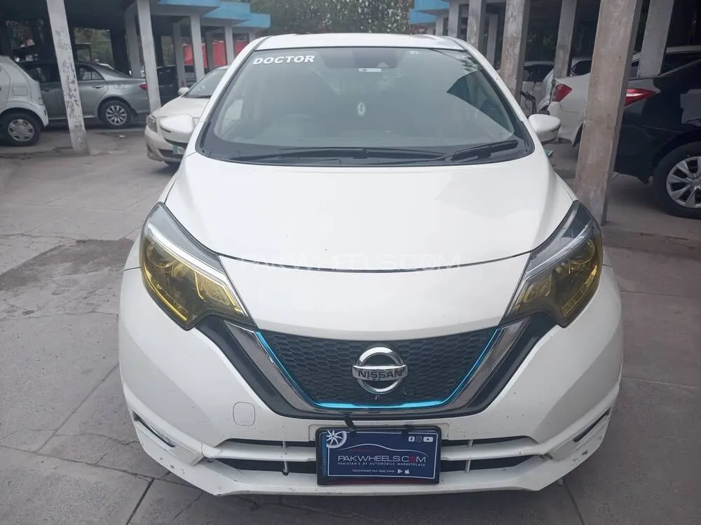Nissan Note 2018 for Sale in Faisalabad Image-1