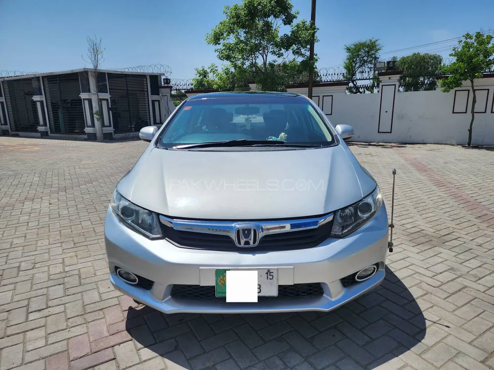 Honda Civic 2015 for Sale in Daska Image-1