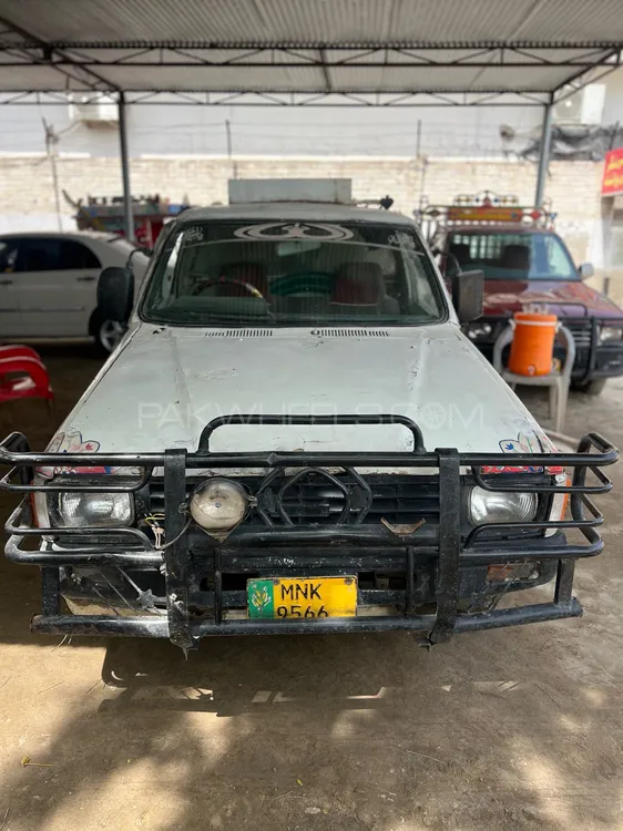 Toyota Hilux 1987 for Sale in Layyah Image-1