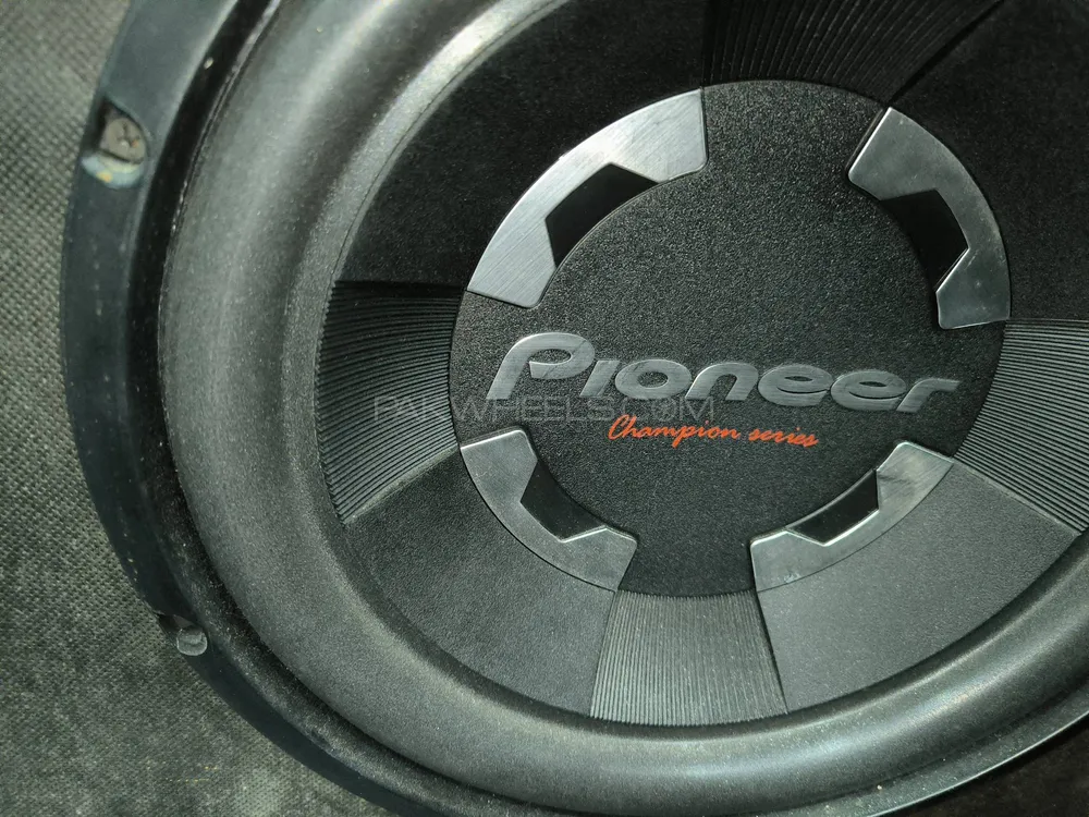 pioneer woofer with ADS amplifier 4 channel Image-1