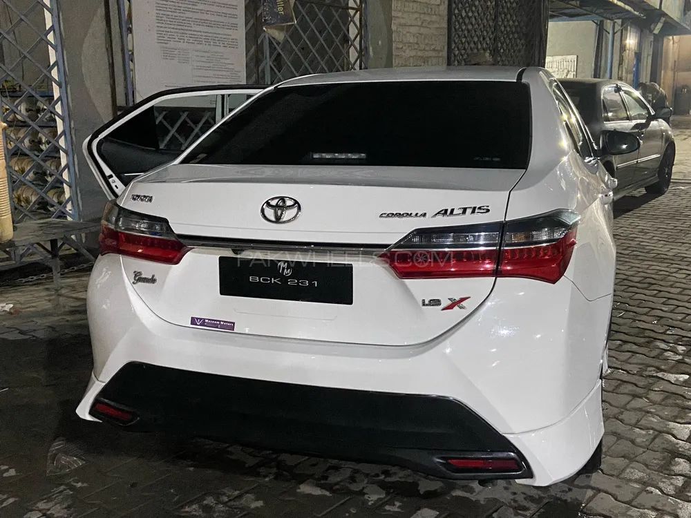 Toyota Corolla 2023 for sale in Peshawar