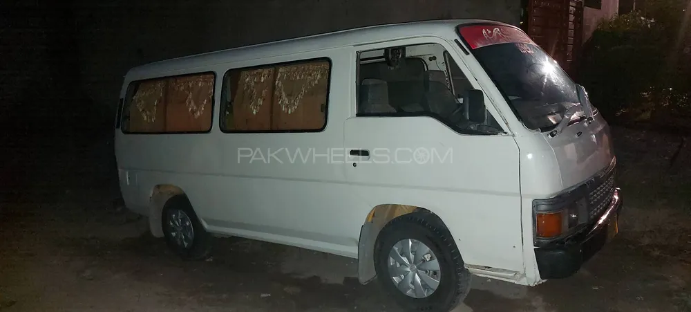 Nissan Caravan 1993 for sale in Lahore