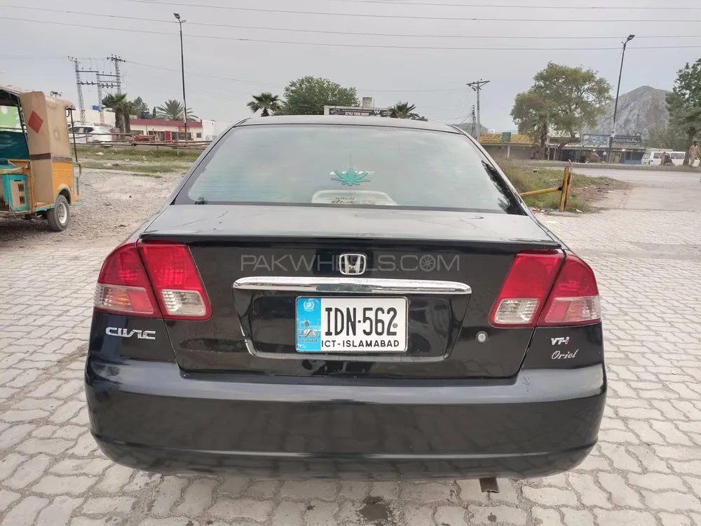 Honda Civic 2004 for Sale in Hassan abdal Image-1