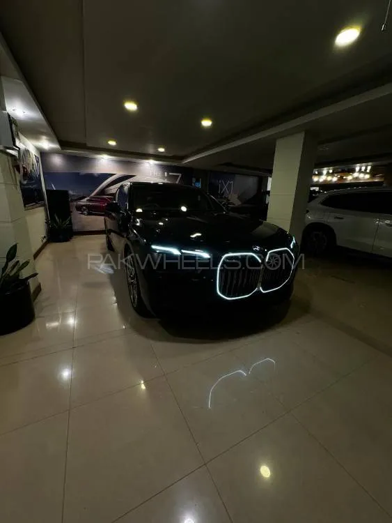BMW / بی ایم ڈبلیو 7 سیریز 2023 for Sale in اسلام آباد Image-1