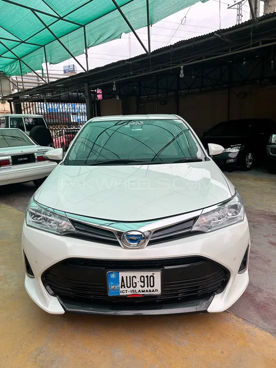 Toyota Corolla Axio 2019 for Sale in Abbottabad Image-1