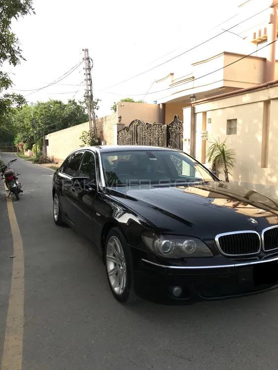 BMW 7 Series 2005 for Sale in Faisalabad Image-1