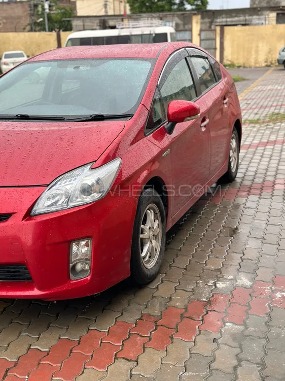 Toyota Prius 2010 for Sale in Takhtbai Image-1