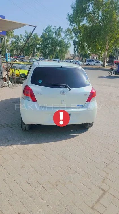 Toyota Vitz 2009 for Sale in Bannu Image-1