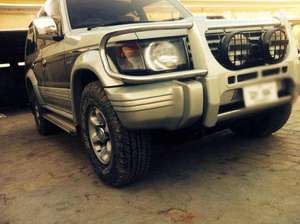 Mitsubishi Pajero - 1992