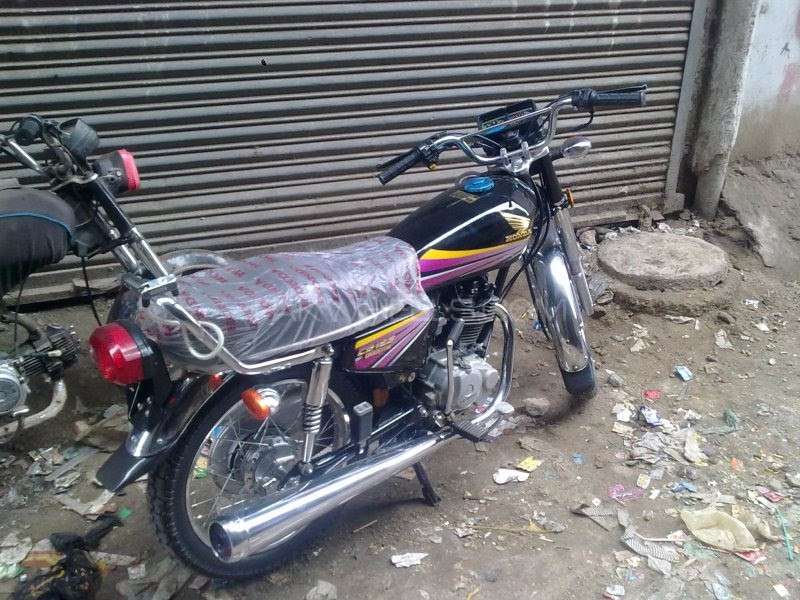 MINI Cooper - 2010 Honda CG 125 2010 MINI Cooper - 2010 Honda CG 125 2010 Image-7