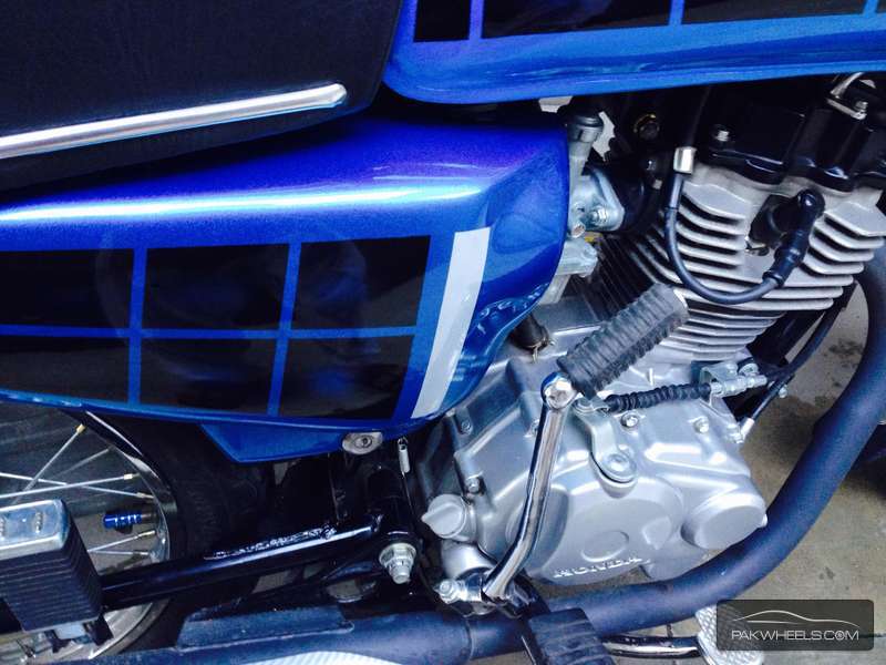 MINI Cooper - 2015 blue Range MINI Cooper - 2015 blue Range Image-3