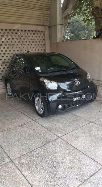 Toyota iQ - 2012  Toyota iQ - 2012  Image-4