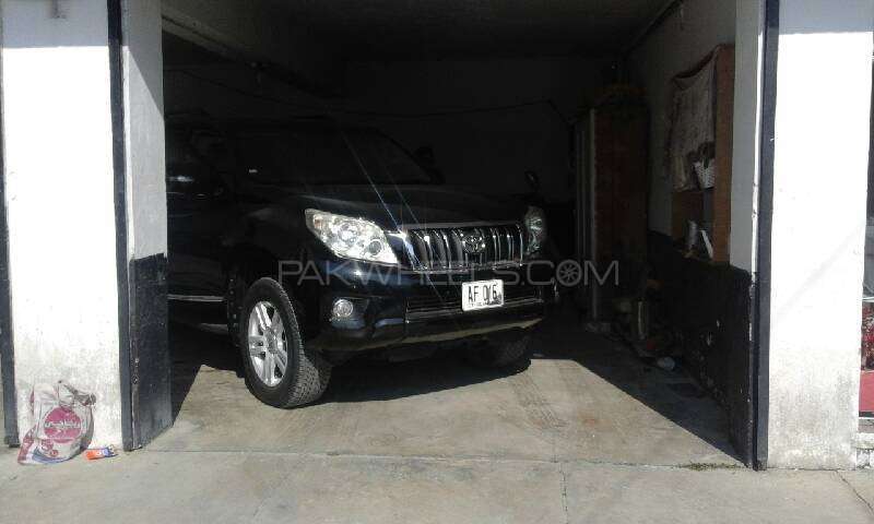 Toyota Prado - 2010  Toyota Prado - 2010  Image-3