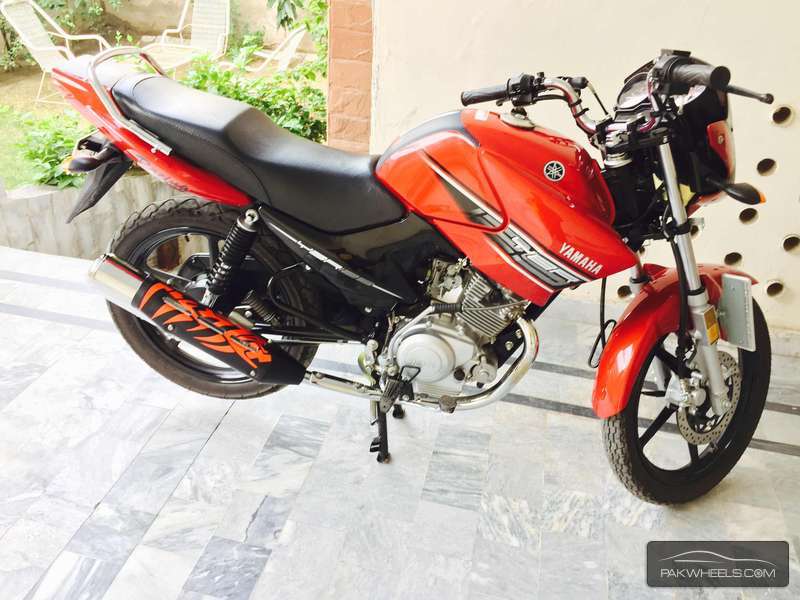 Yamaha YBR 125 2015 of uzair184 - Member Ride 24539 | PakWheels