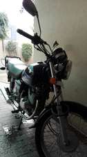 Suzuki GS 150 - 2014