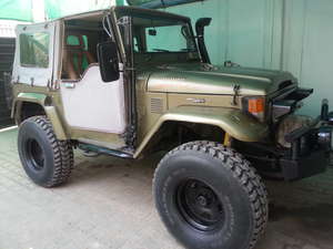 Toyota Land Cruiser - 1984
