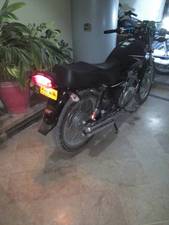 سوزوکی GS 150 - 2016