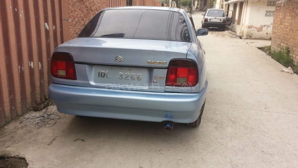 Suzuki Baleno - 2001  Suzuki Baleno - 2001  Image-2