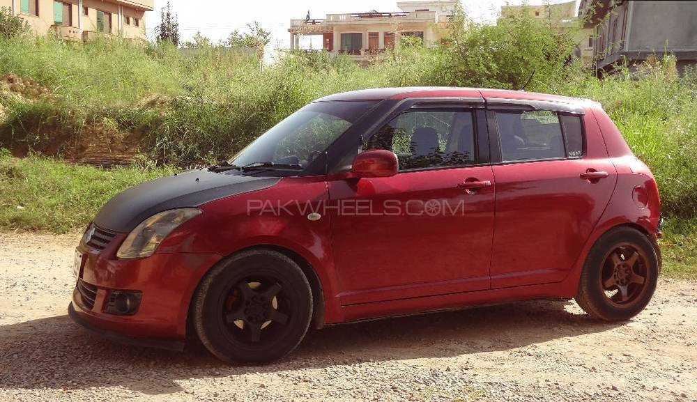 Suzuki Swift - 2010  Suzuki Swift - 2010  Image-2