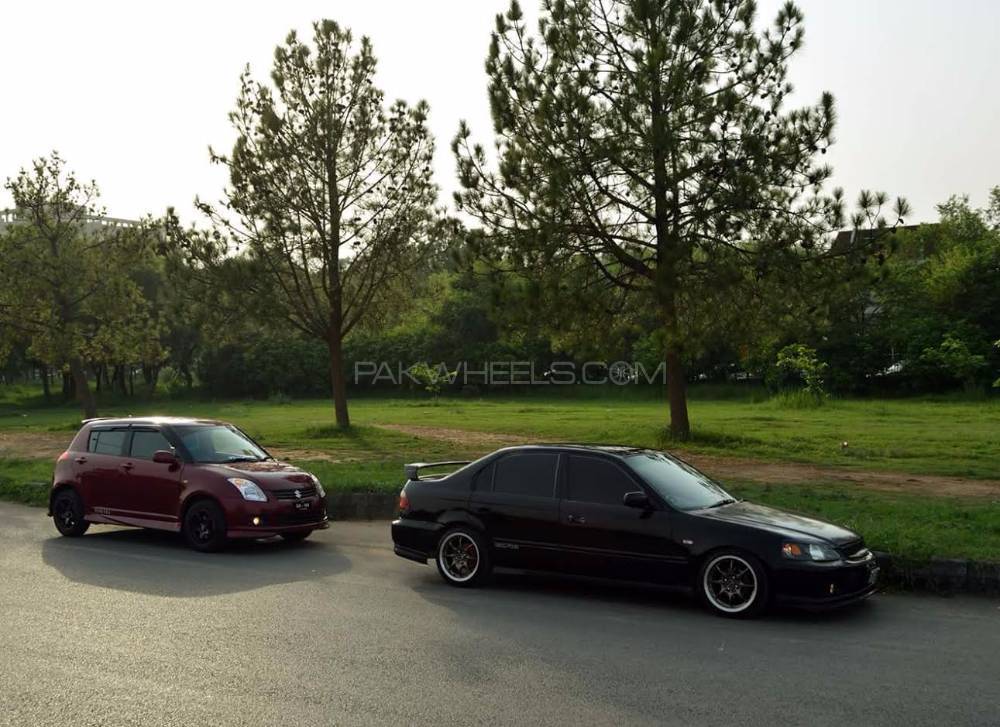 Suzuki Swift - 2010  Suzuki Swift - 2010  Image-3