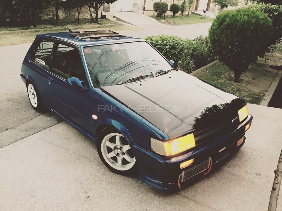 Toyota Corolla - 1986  Toyota Corolla - 1986  Image-2