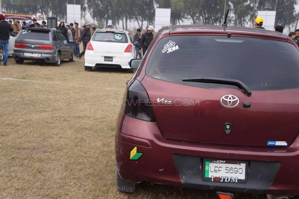 Toyota Vitz - 2015  Toyota Vitz - 2015  Image-4