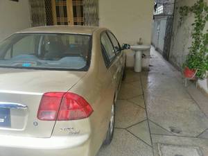 ہونڈا سوک - 2001