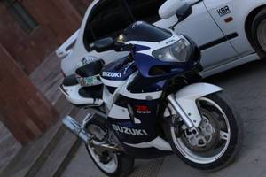 Suzuki GSX-R600 - 2004