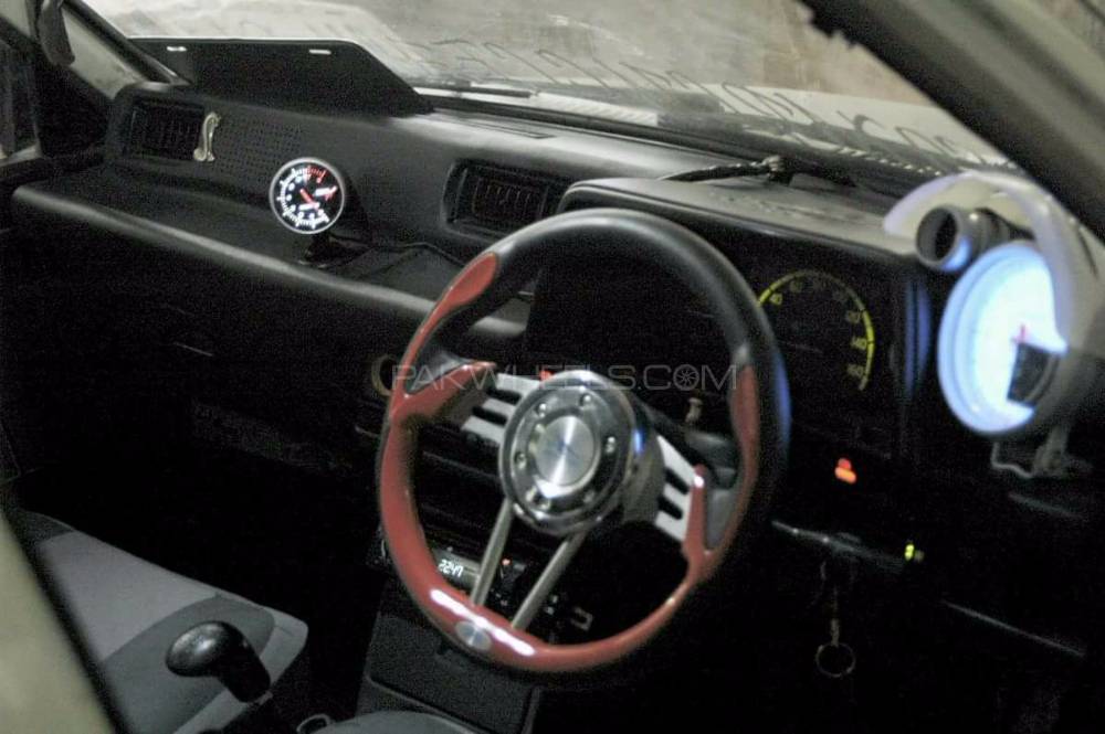 Daihatsu Charade - 1991  Daihatsu Charade - 1991  Image-3
