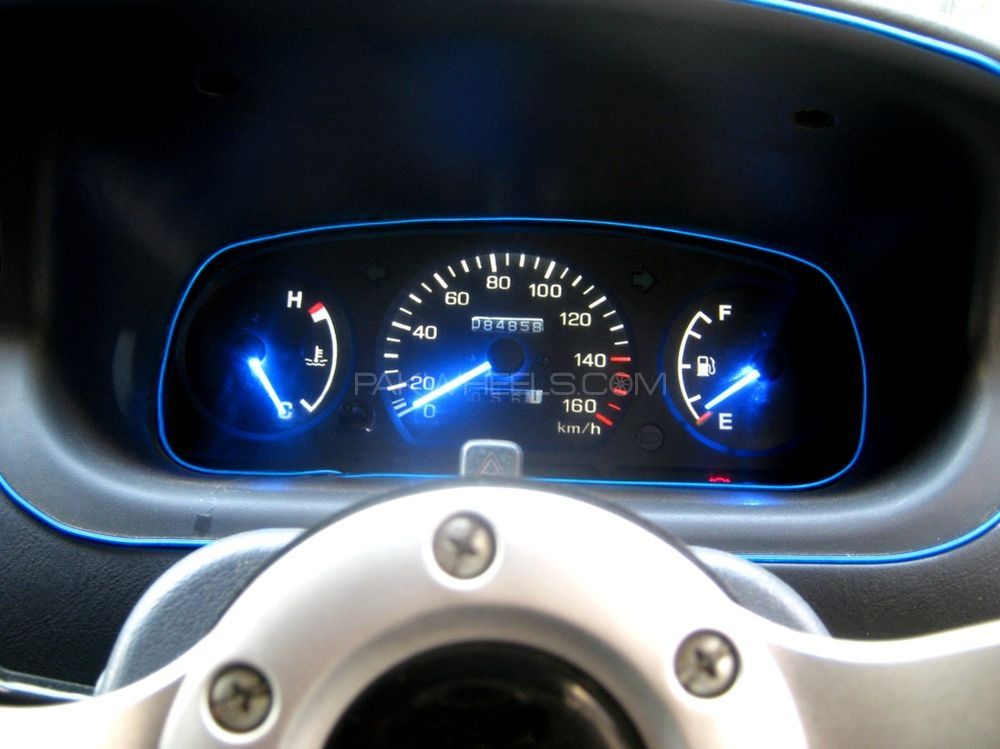 Daihatsu Cuore - 2011  Daihatsu Cuore - 2011  Image-5
