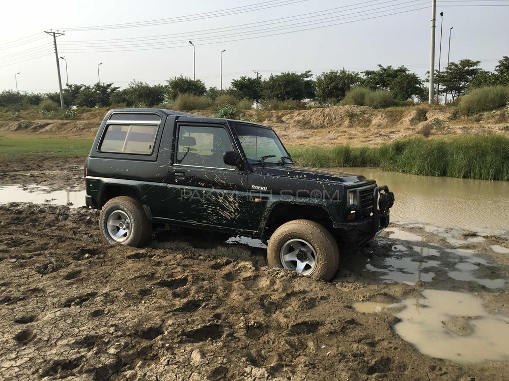 Daihatsu Rocky - 1989 mudder Daihatsu Rocky - 1989 mudder Image-2
