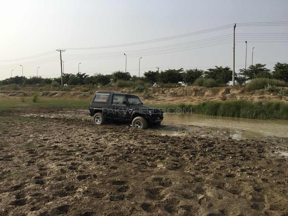 Daihatsu Rocky - 1989 mudder Daihatsu Rocky - 1989 mudder Image-5