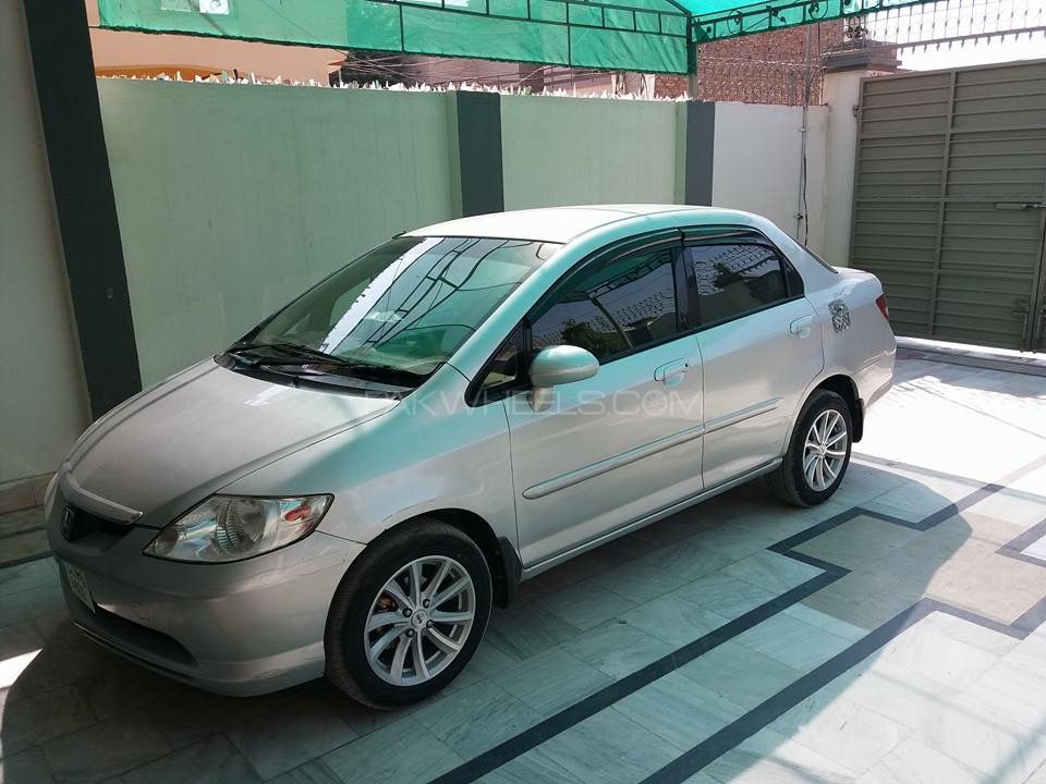 Honda city 2005