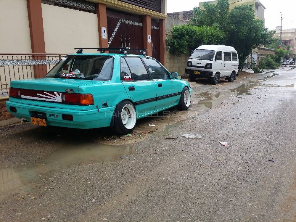 Honda Civic - 1990  Honda Civic - 1990  Image-3