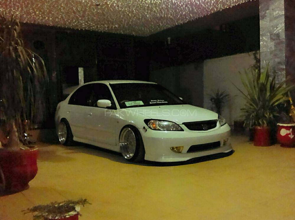 Honda Civic - 2004  Honda Civic - 2004  Image-4