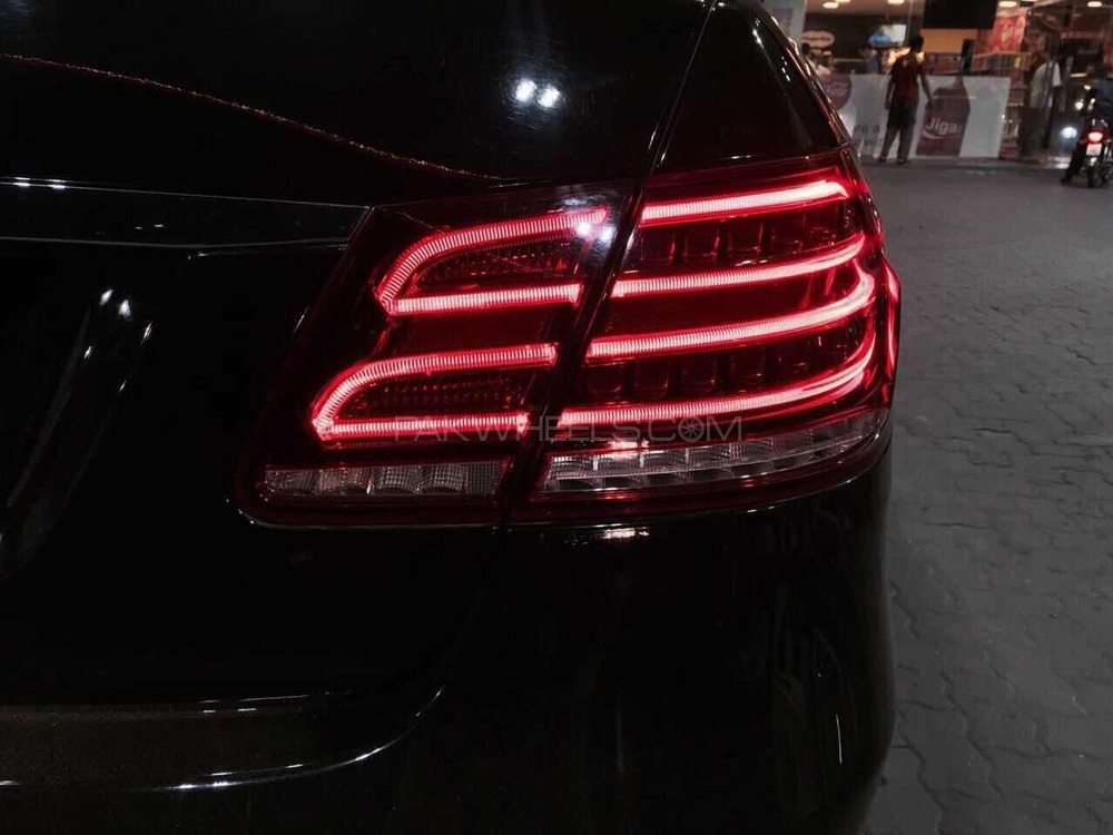 Mercedes Benz E Class - 2014  Mercedes Benz E Class - 2014  Image-2