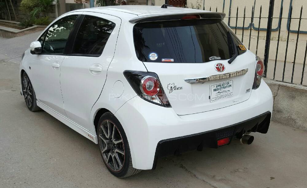 Toyota Vitz - 2013 G's for Gaziani ???? Image-1