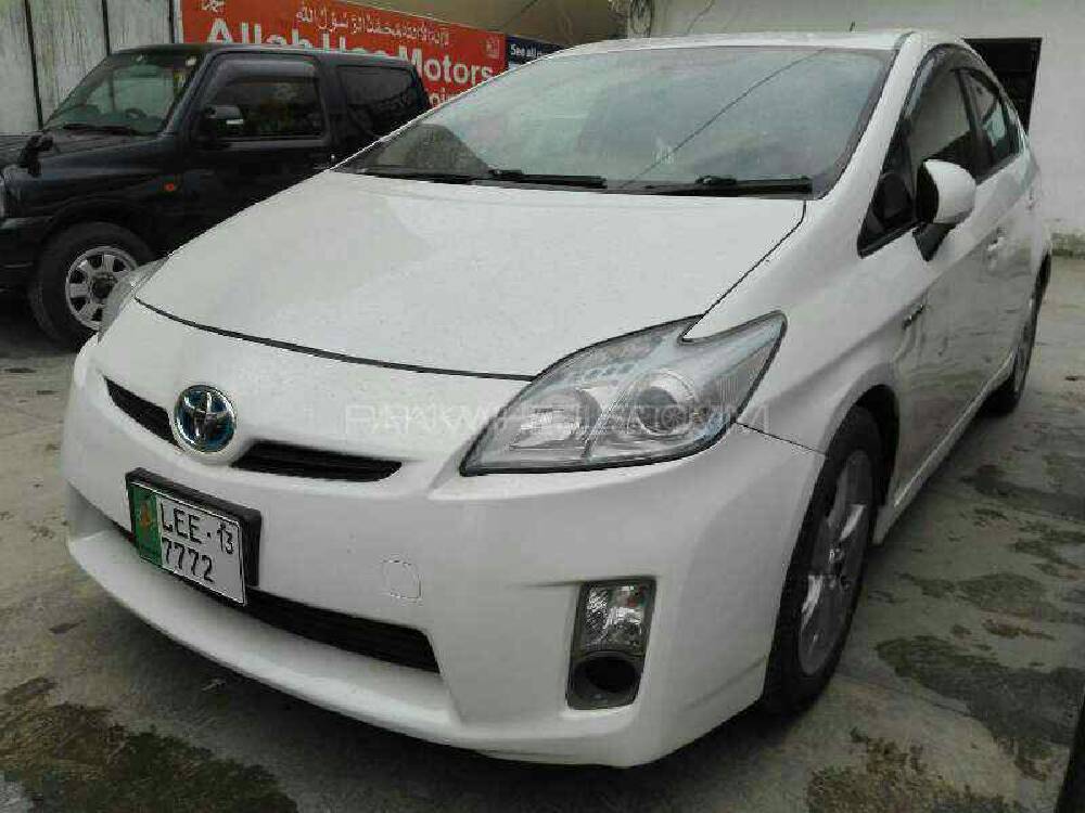 Toyota Prius - 2012 khalid prius Toyota Prius - 2012 khalid prius Image-3