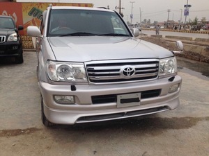 Toyota Land Cruiser - 2002
