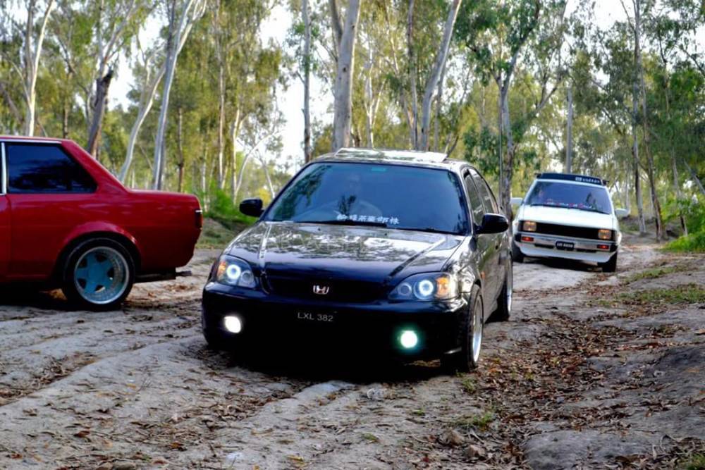 Honda Civic - 2000  Honda Civic - 2000  Image-4