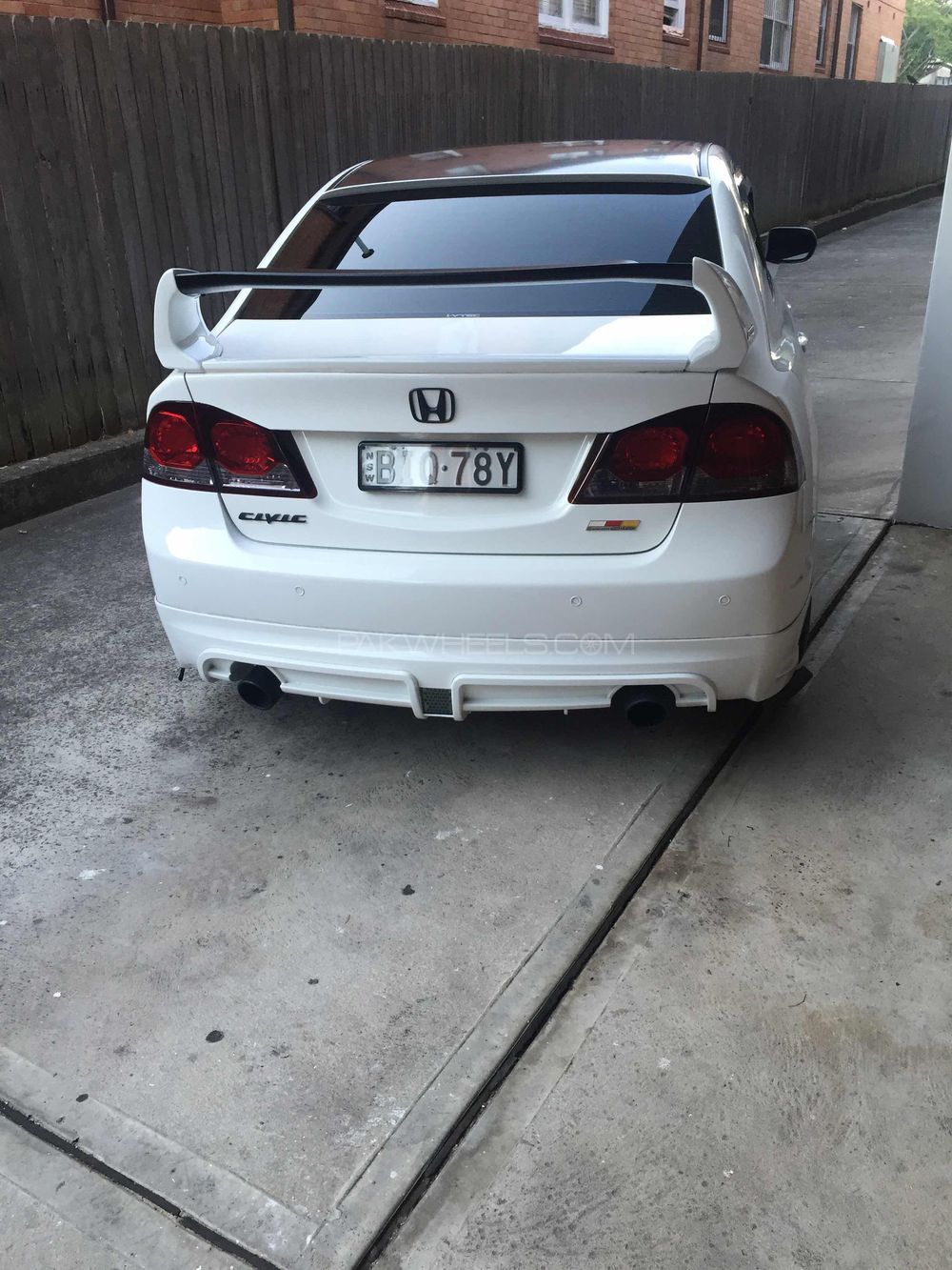 Honda Civic - 2010  Honda Civic - 2010  Image-7