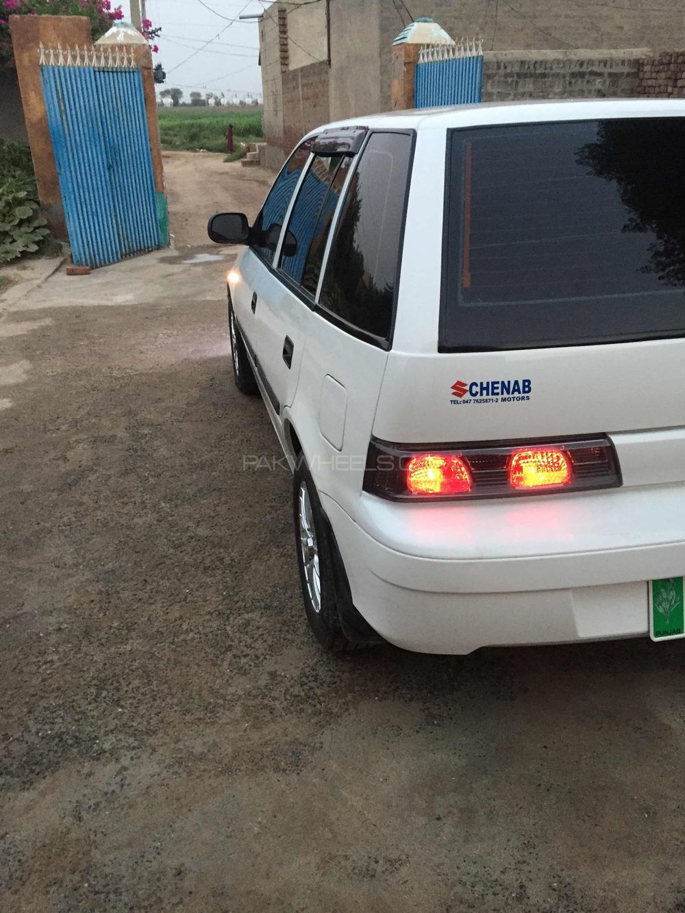 Suzuki Cultus - 2015  Suzuki Cultus - 2015  Image-4