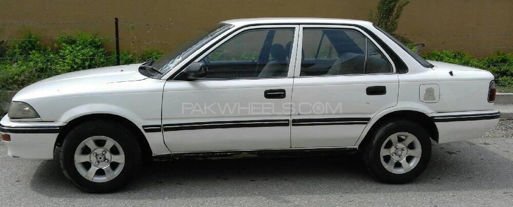 Toyota Corolla - 1988  Toyota Corolla - 1988  Image-5