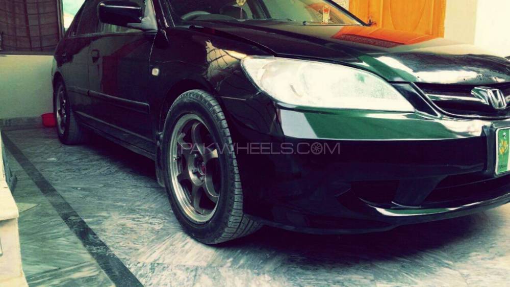 Honda Civic - 2005  Honda Civic - 2005  Image-2