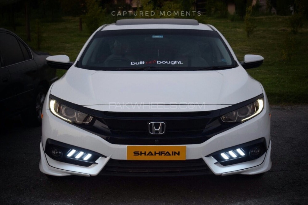 Honda Civic - 2016  Image-1