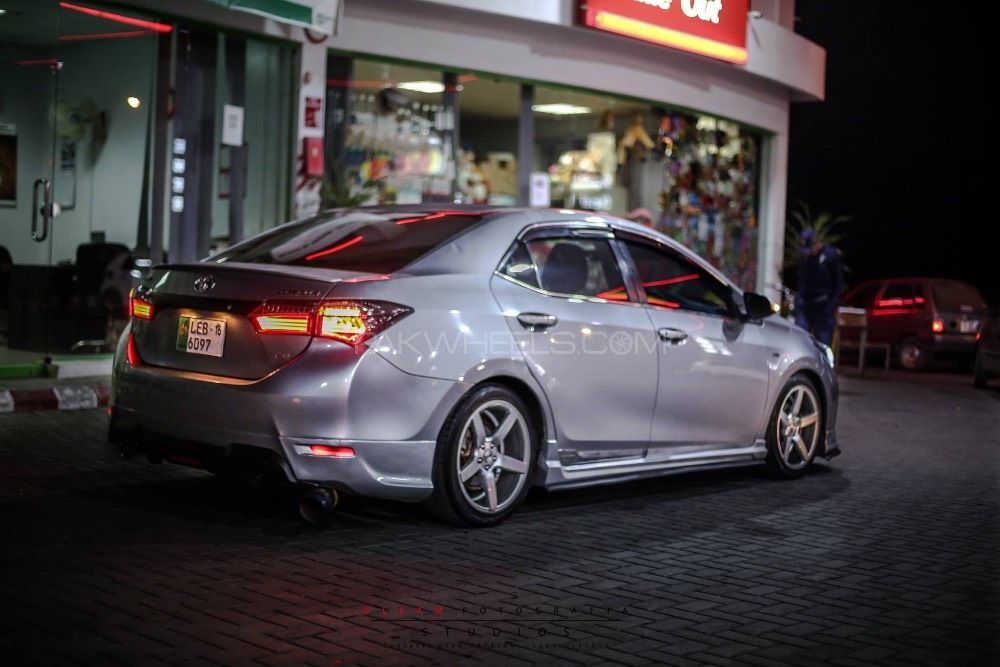 Toyota Corolla - 2015  Image-1