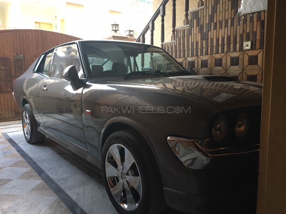 Toyota Corona - 1973  Toyota Corona - 1973  Image-2