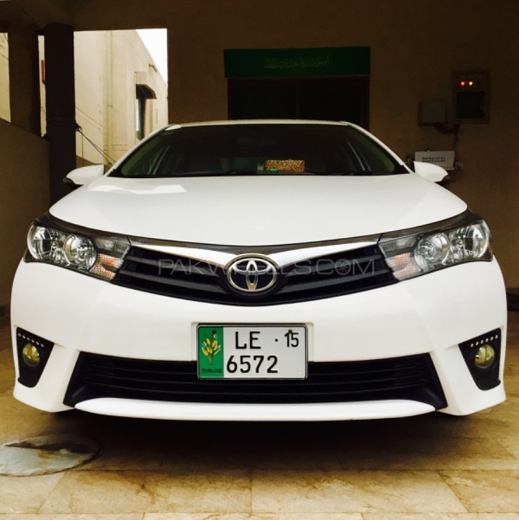 Toyota Corolla - 2015  Image-1