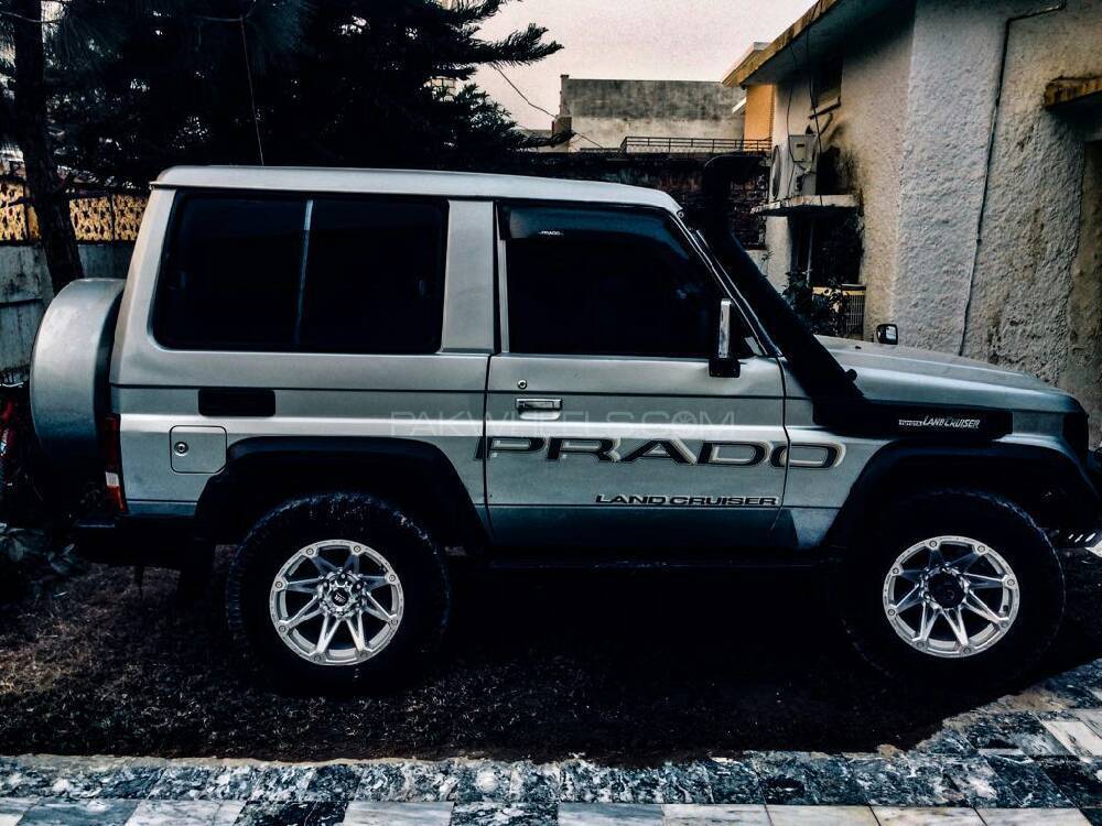 Toyota Land Cruiser - 1991 (MONSTER) Toyota Land Cruiser - 1991 (MONSTER) Image-11